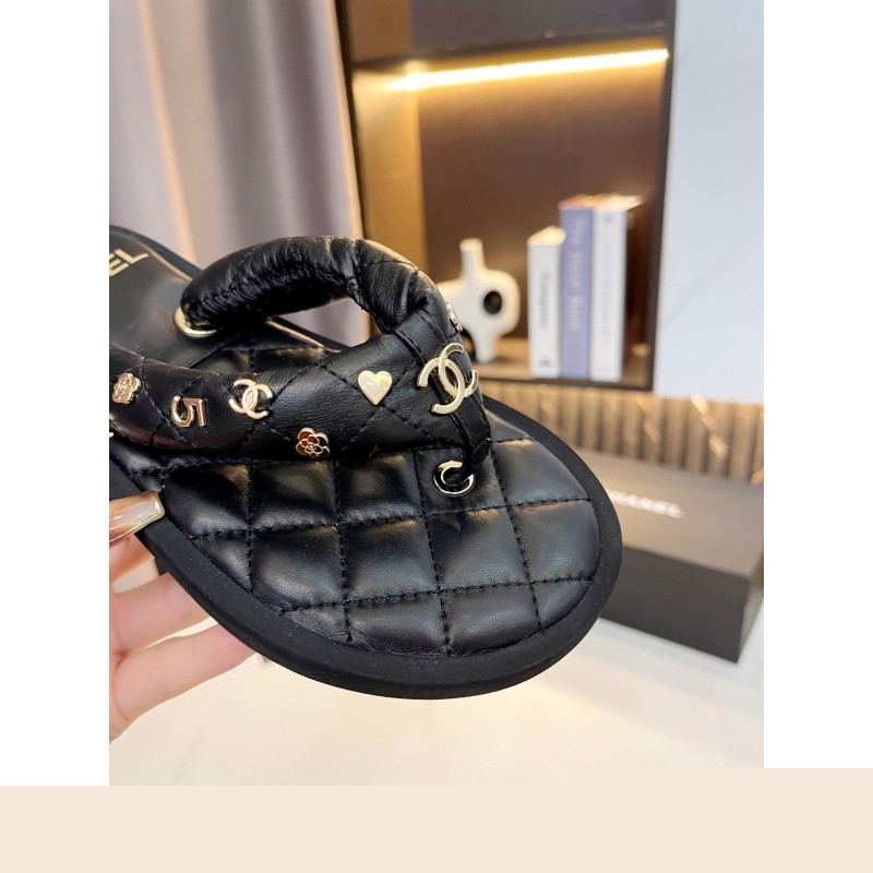 Ch*el slippers
